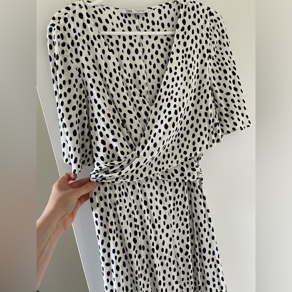 Zara Black and White polka dot wrap dress - Picture 4 of 7